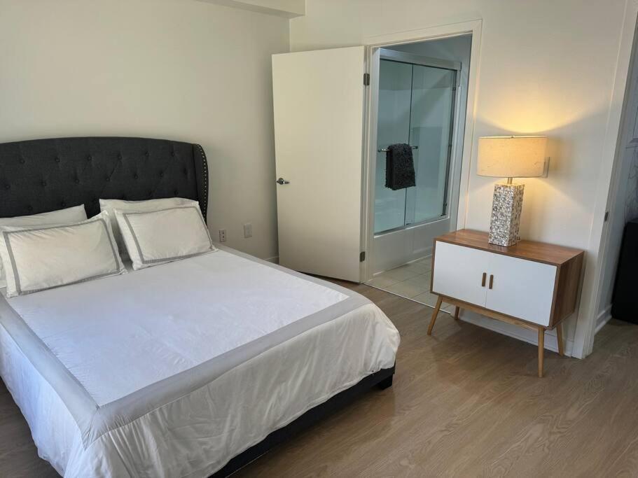 The Carlton- Modern-Luxury 2 Master Suites In Hrt Of Sm Steps To Ocean Ave Los Ángeles Exterior foto